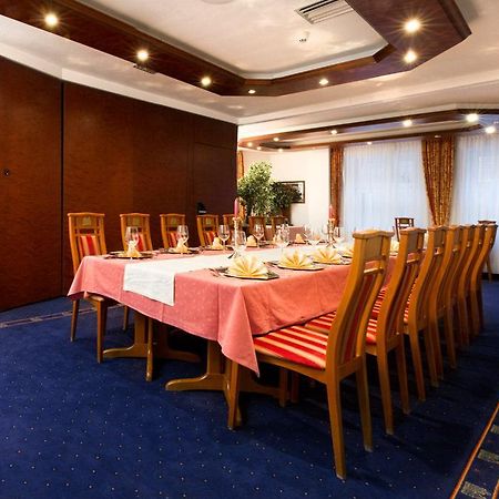 City Partner Hotel Alter Speicher Wismar Exterior photo